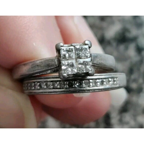 SK9 Platinaire Diamond Wedding Ring Band Set Size 7 - Picture 1 of 8